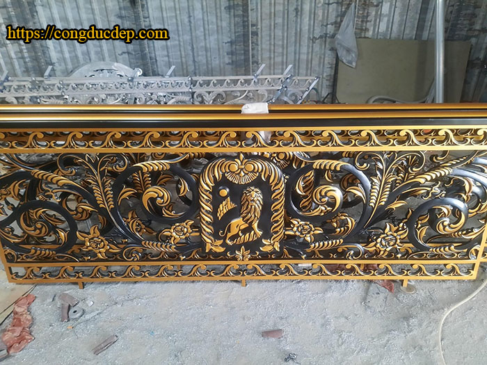 sản xuất lan can sư tử